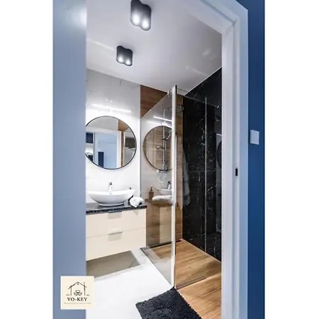 Vokey Studio 02 - Center, By The Sea *